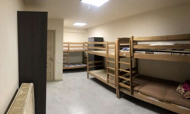 Хостелы All Seasons Hostelandtours Ереван-46