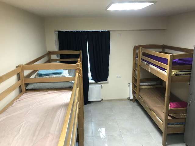 Хостелы All Seasons Hostelandtours Ереван-9